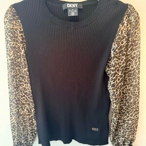 DKNY Ribbed Black Sweater Leopard Print Sleeves Long Sleeve Top Size M